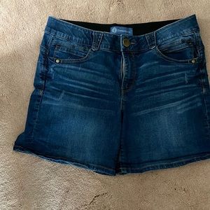 Democracy Ab Solution Shorts Size 12